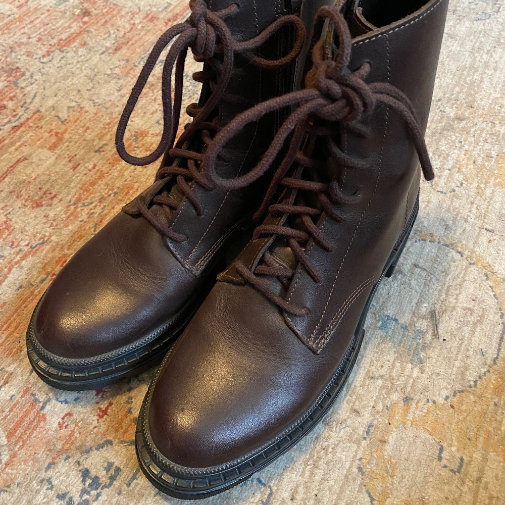Steve Madden Jamisyn Combat Boot Size 10